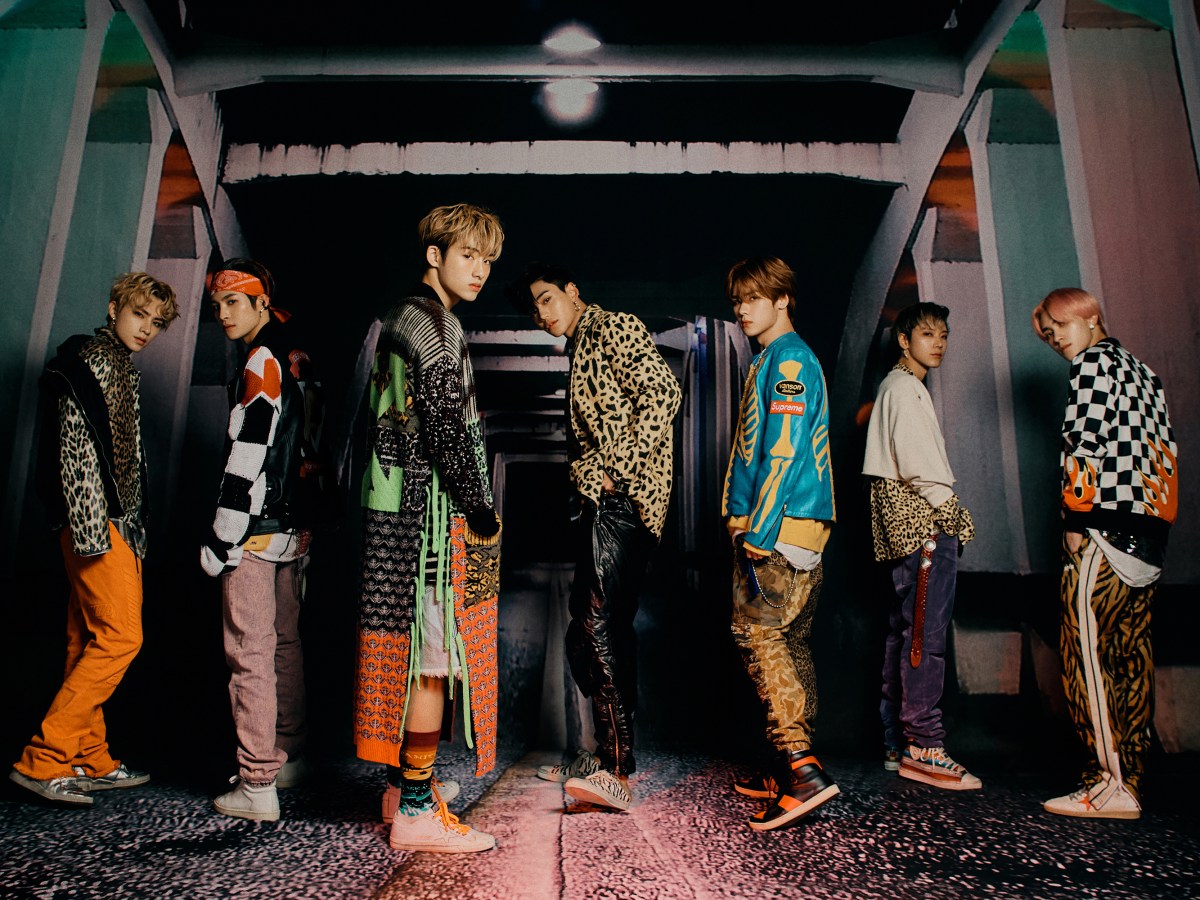 [COMEBACK TEASER] WayV ‘Kick Back’ –&nbsp;GROUP