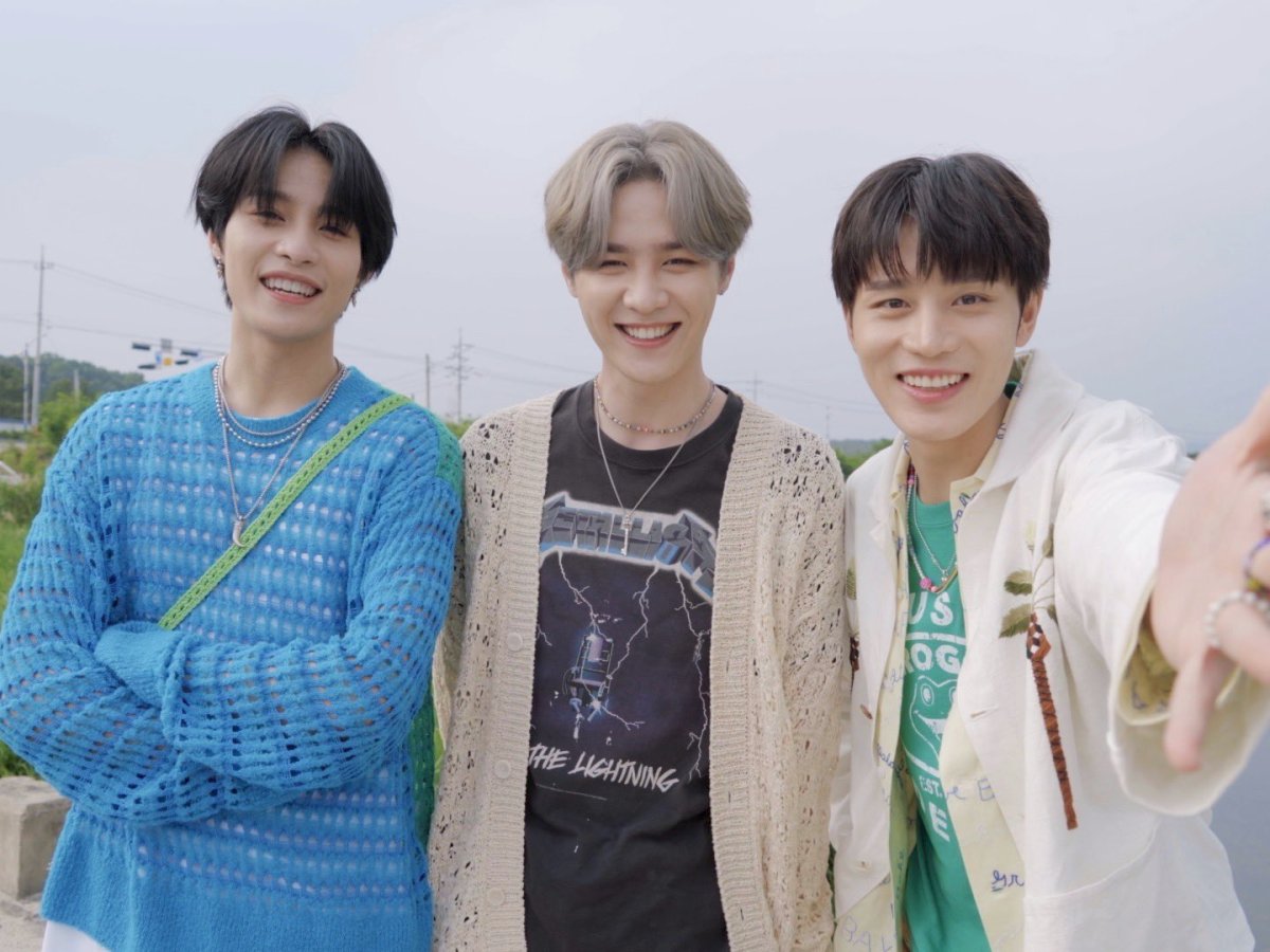 [BTS] NCT U – ‘Rain Day’ Promotion&nbsp;Behind