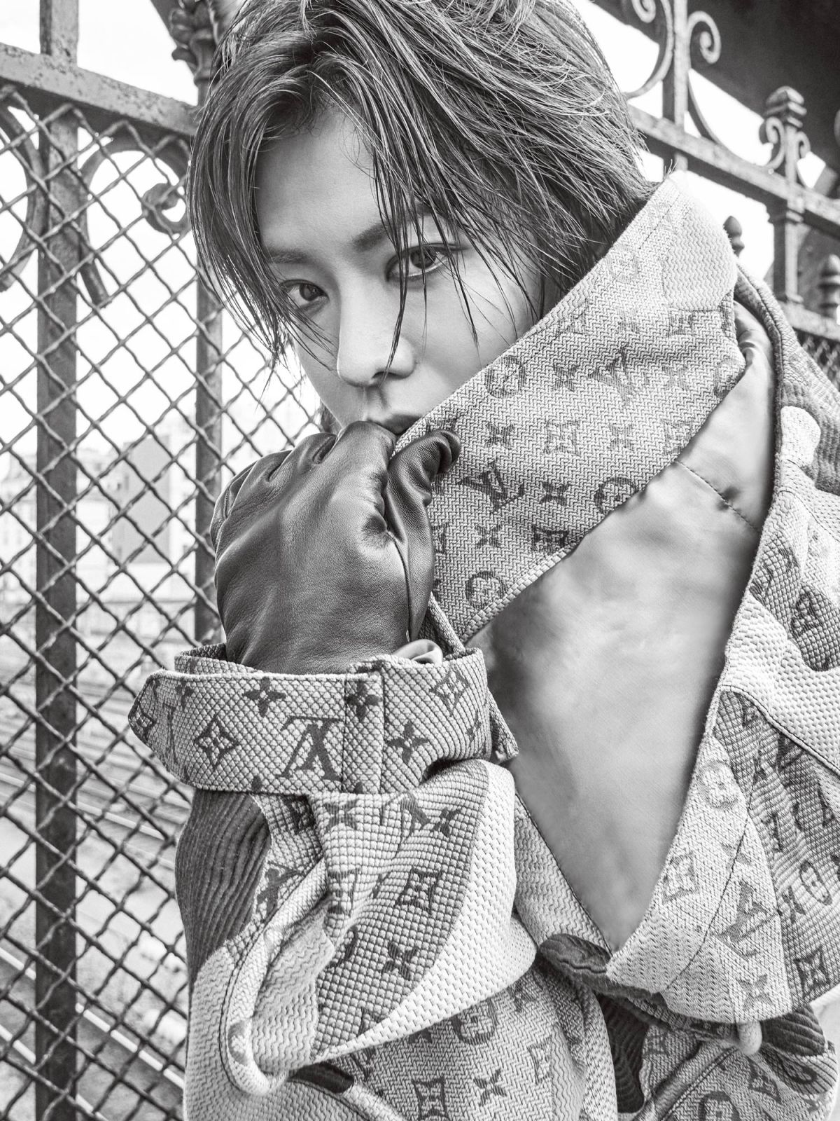 YUTA – Safari | 2023 OCTOBER&nbsp;ISSUE