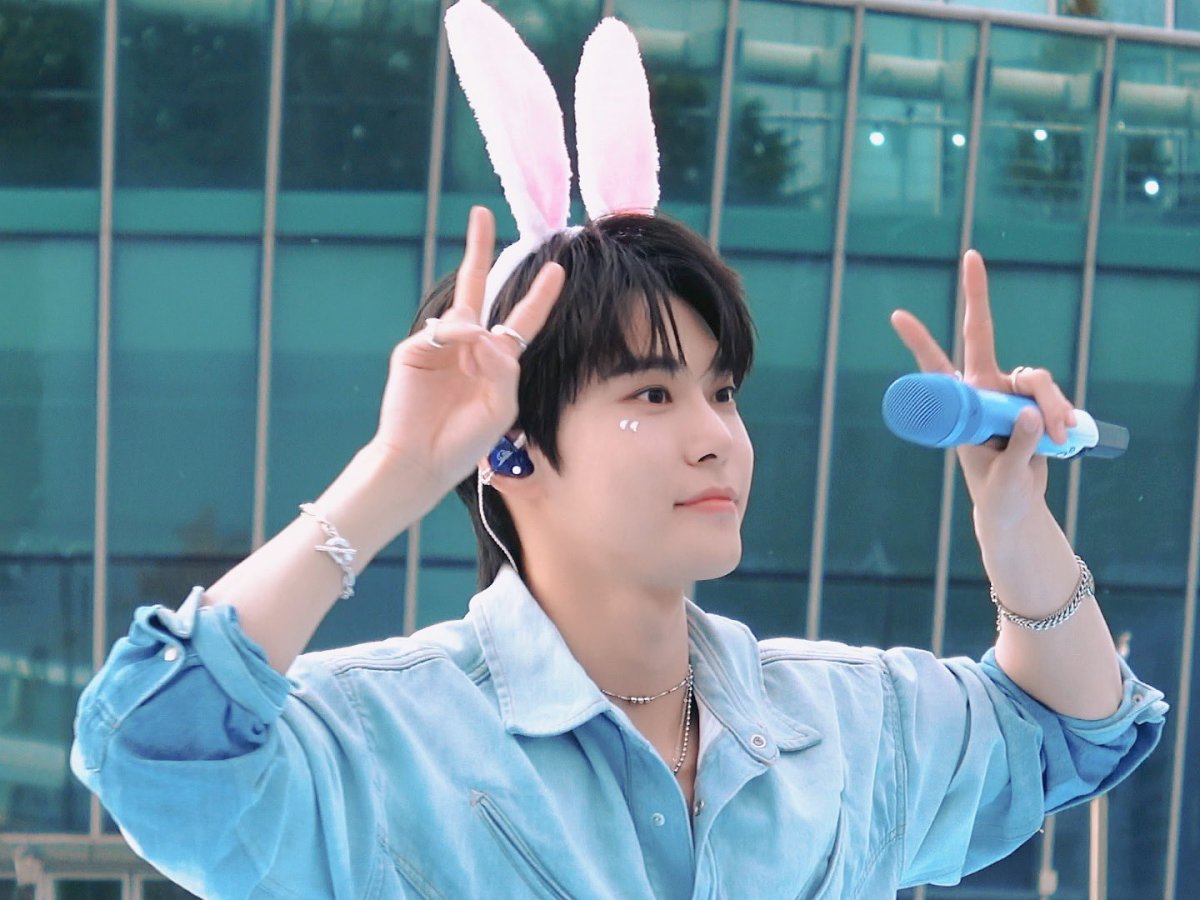 [BTS] DOYOUNG – ‘Youth’ Promotion&nbsp;Behind
