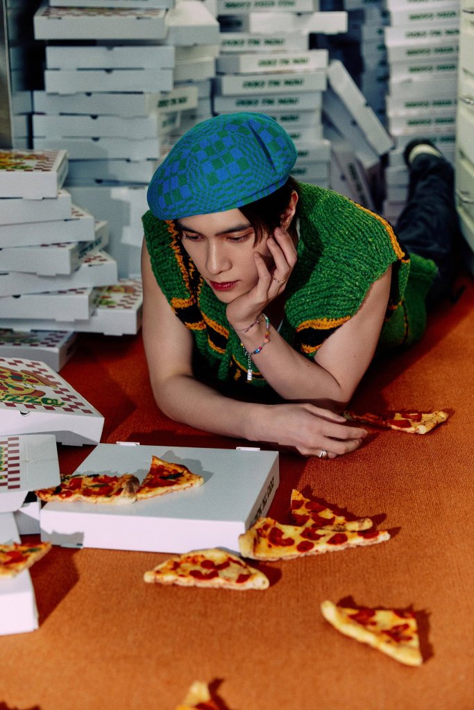 [COMEBACK TEASER] WayV  ‘Give Me That’ –&nbsp;HENDERY