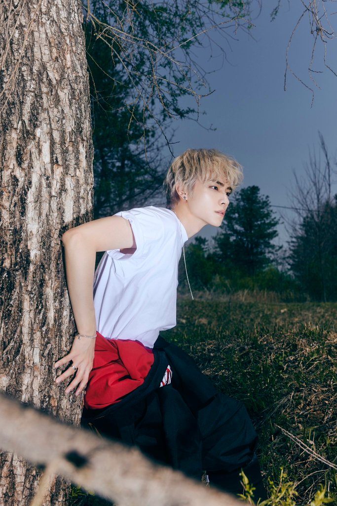 [COMEBACK TEASER] WayV  ‘Give Me That’ –&nbsp;XIAOJUN