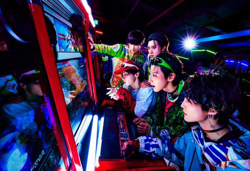 [COMEBACK TEASER] WayV ‘Frequency’ –&nbsp;GROUP